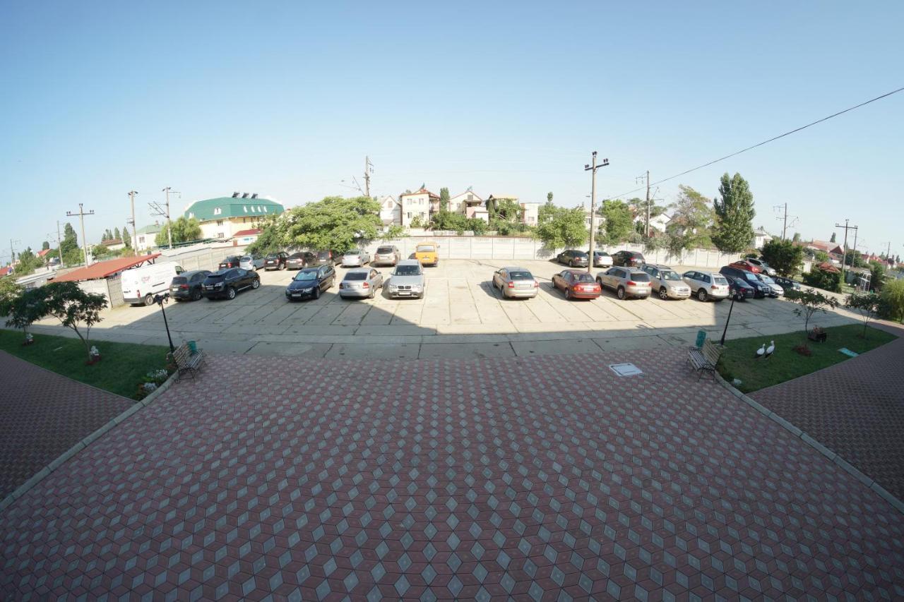 Радуга Курортная Гостиница Zatoka Bagian luar foto