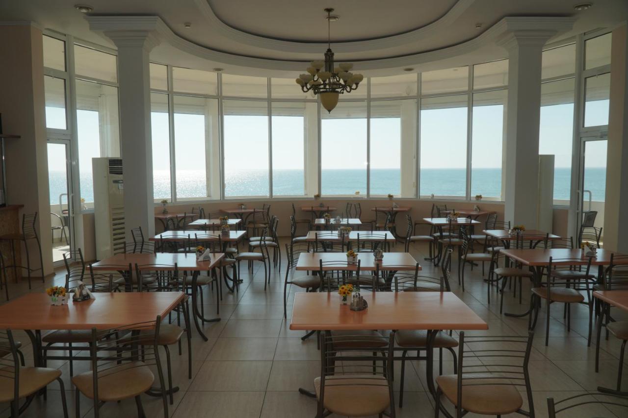 Радуга Курортная Гостиница Zatoka Bagian luar foto